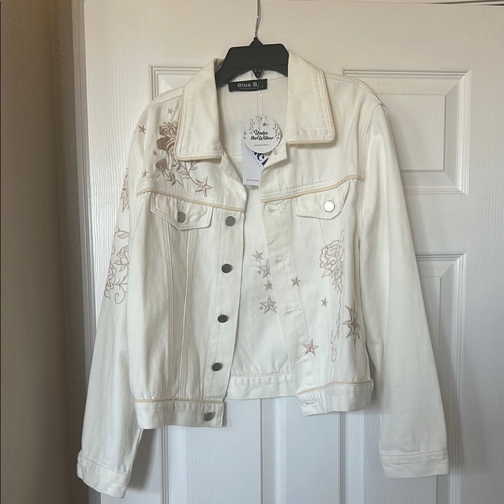 Women's White Embroidered Jacket